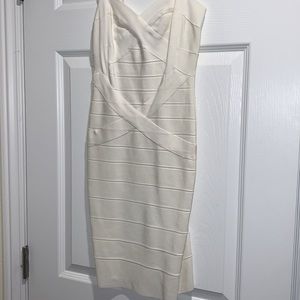 White body con dress🤍